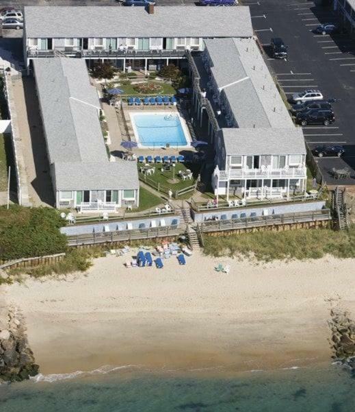 The Colony Beach Motel 丹尼斯港 外观 照片