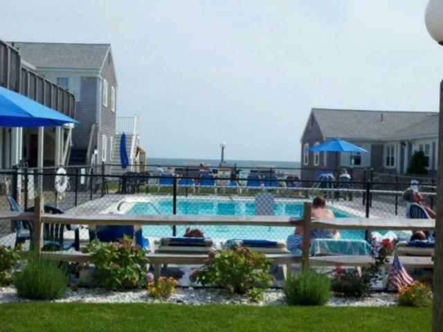 The Colony Beach Motel 丹尼斯港 外观 照片